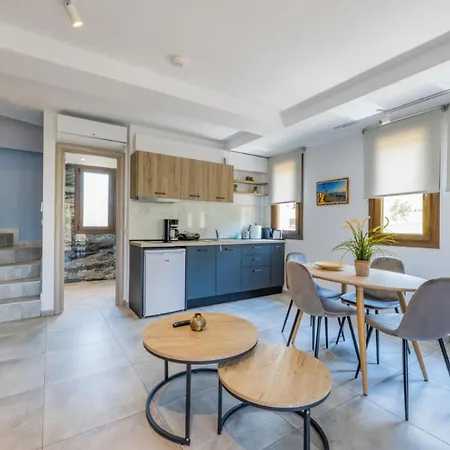 Penelope Luxury Apartmán Fourka